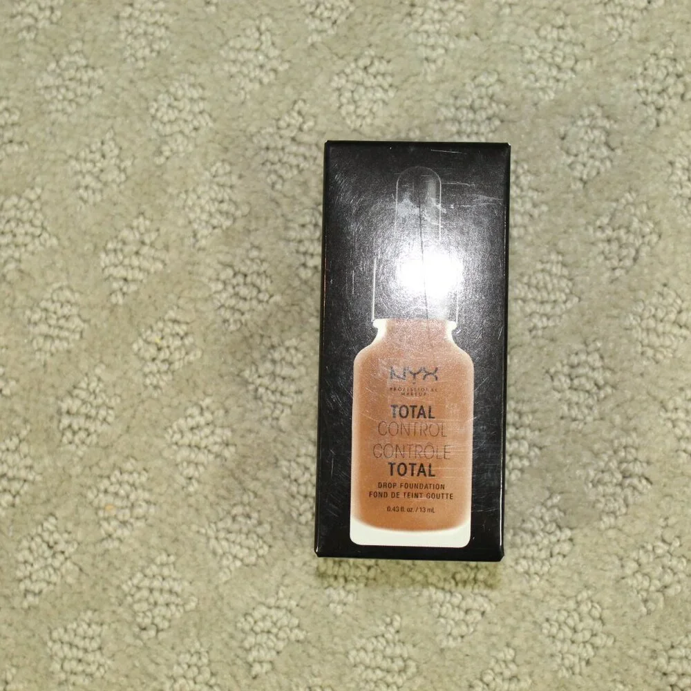NYX Professional Makeup Total Control Drop Foundation 0.43oz./13ml NEW